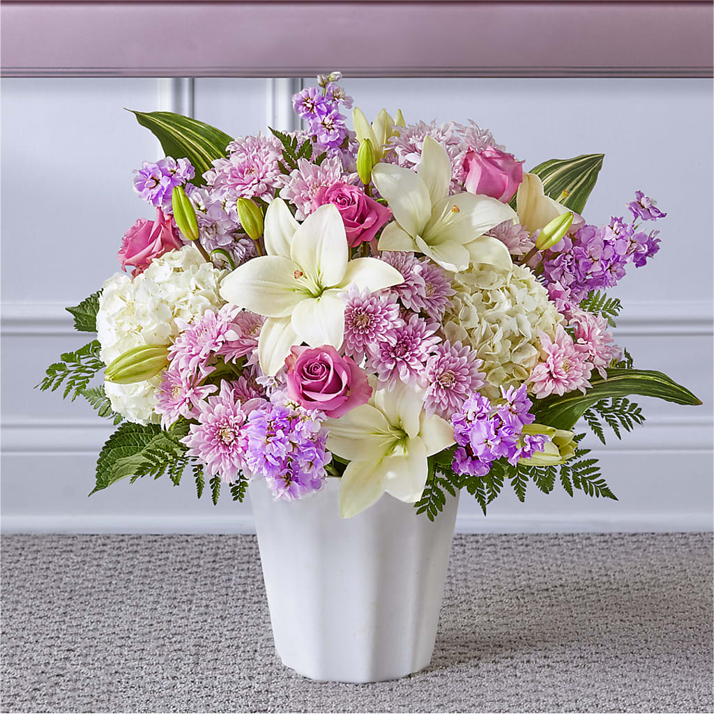 Heaven Sent Floor Basket – Barbur Floral Shop, Geneva NE