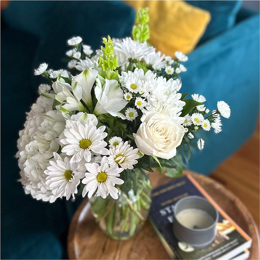 Classic Ivory – A Florist Original – Barbur Floral Shop, Geneva NE