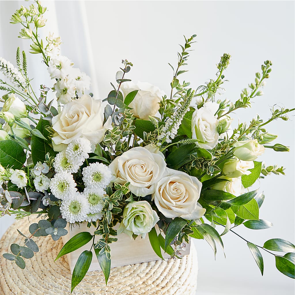 Cashmere Bouquet –  Barbur Floral Shop, Geneva NE