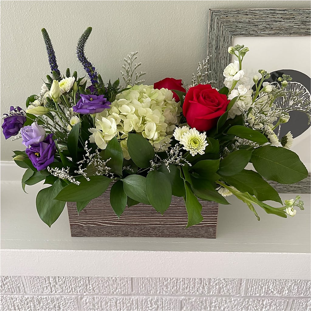 Sweet Magnolia Bouquet –  Barbur Floral Shop, Geneva NE