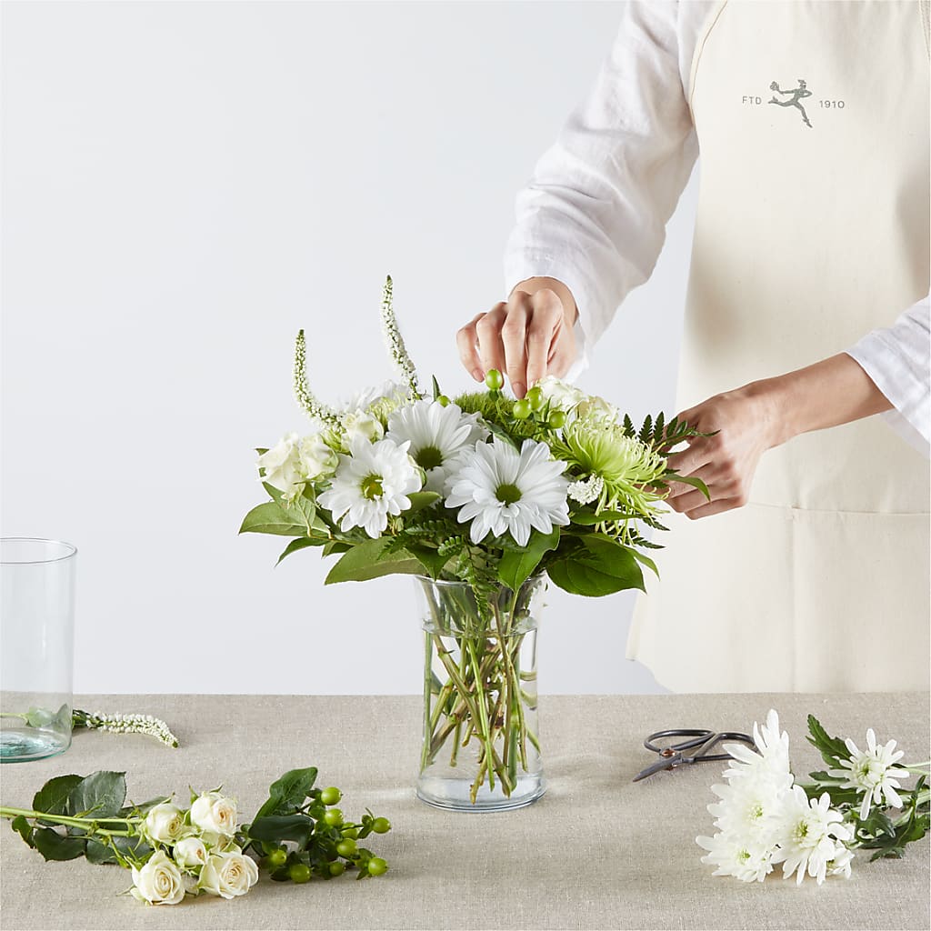 Irish Garden - A Florist Original –  Barbur Floral Shop, Geneva NE