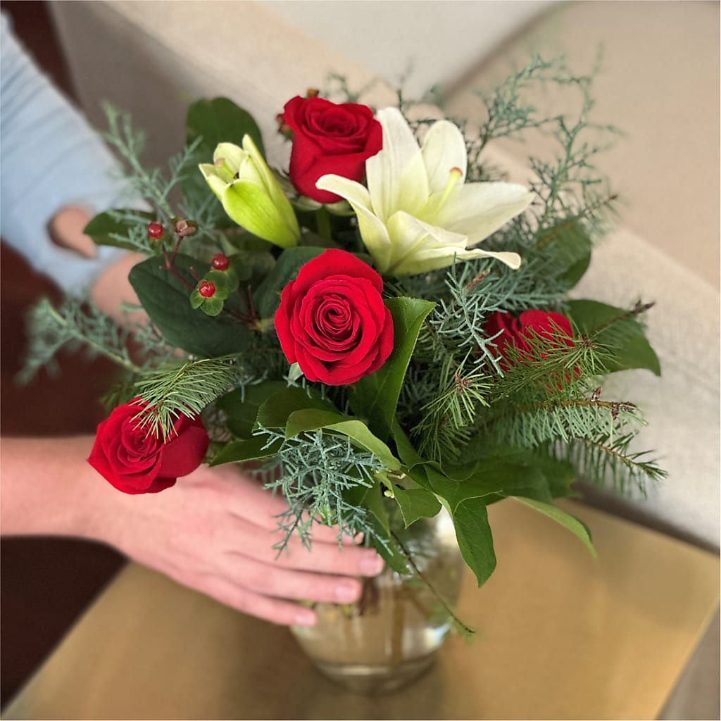 Glittering Lights Bouquet –  Barbur Floral Shop, Geneva NE