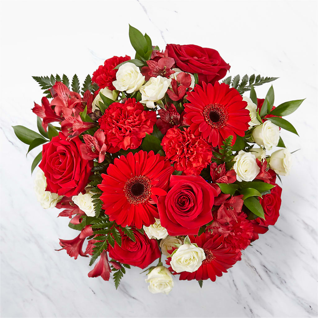 Hearts Embrace Bouquet –  Barbur Floral Shop, Geneva NE