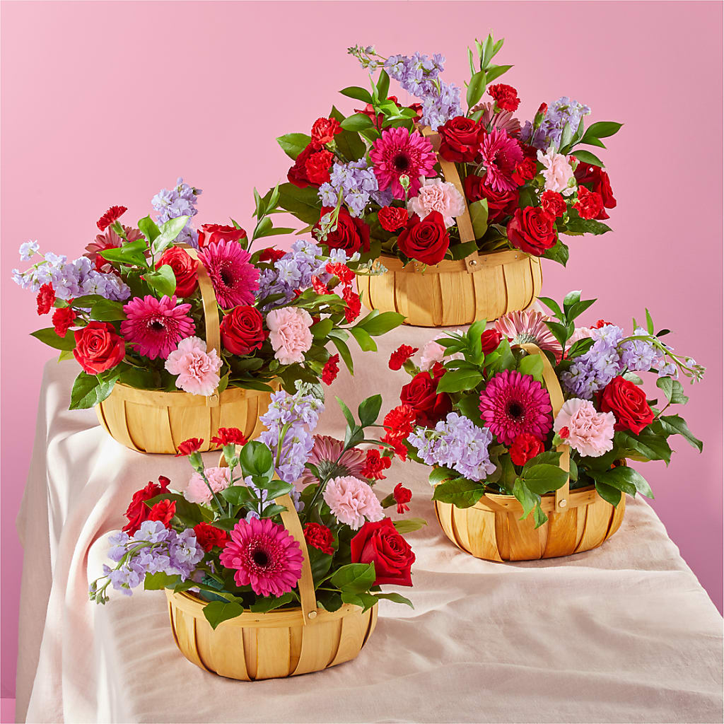 Pink Picnic Basket –  Barbur Floral Shop, Geneva NE