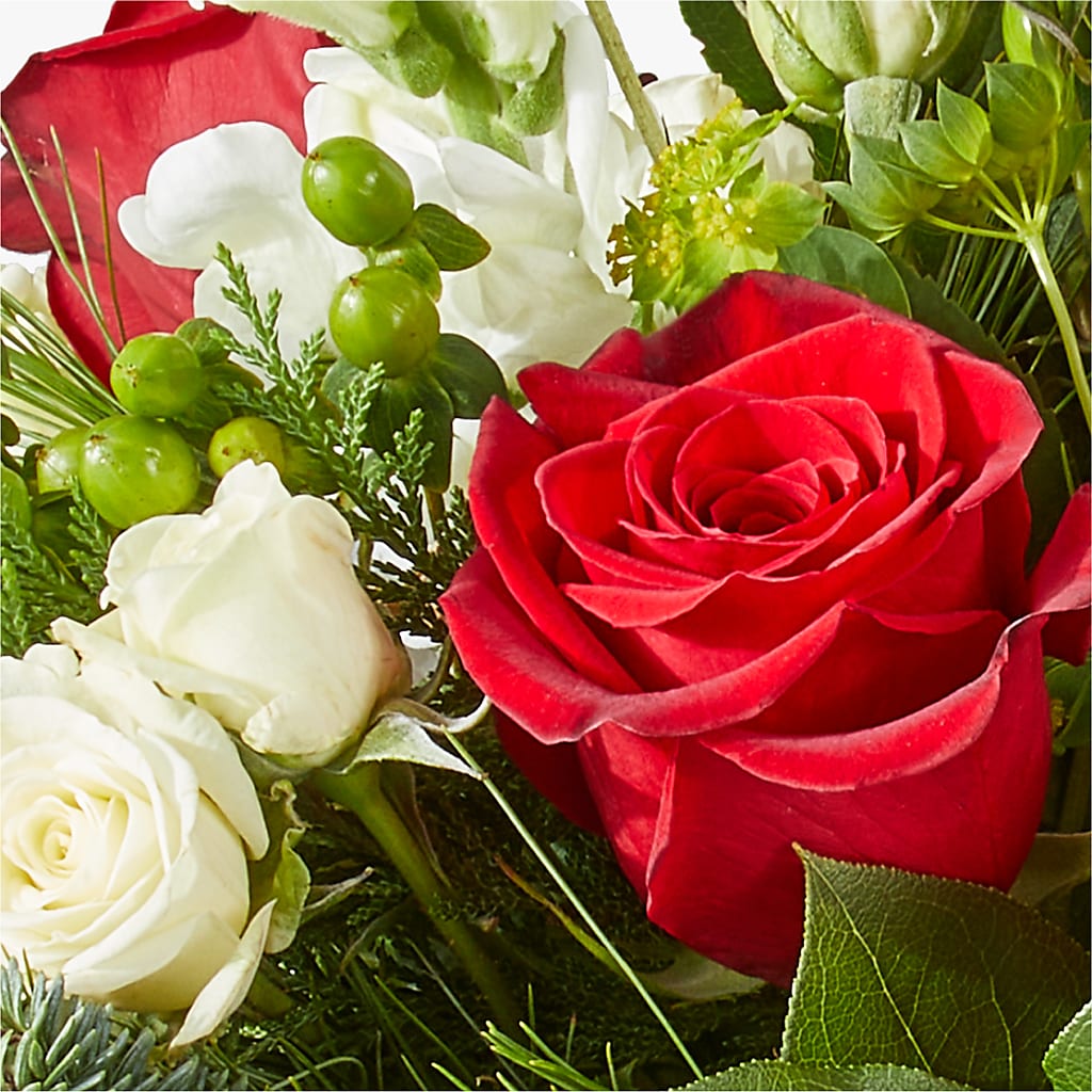 Deck the Halls Bouquet –  Barbur Floral Shop, Geneva NE