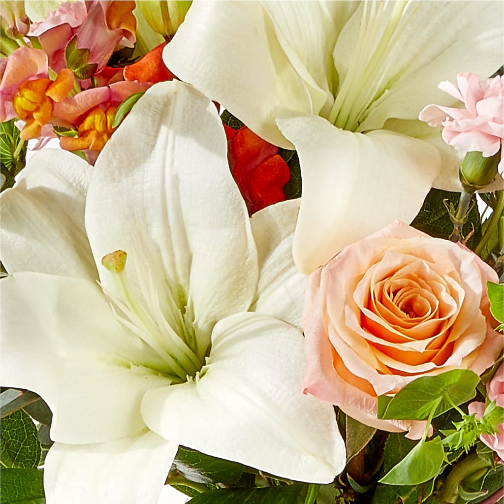 Grapefruit Splash Bouquet –  Barbur Floral Shop, Geneva NE